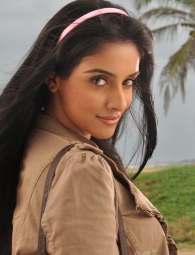 9 Best Photos of Asin Thottumkal Without Makeup | I Fashion Styles