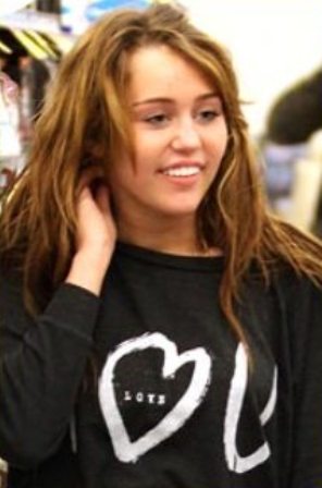 10 Best Pictures of Miley Cyrus Without Makeup