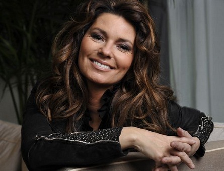 10 Recent Pictures of Shania Twain without Makeup