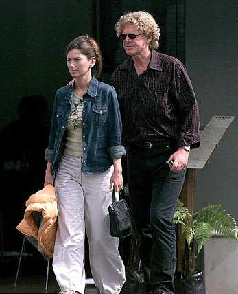 10 Recent Pictures of Shania Twain without Makeup