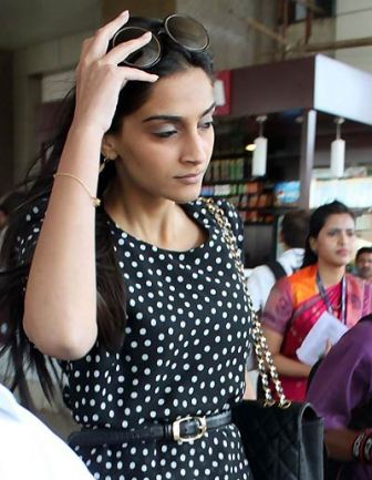 10 Best Photos of Sonam Kapoor Without Makeup | I Fashion Styles