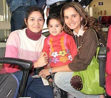 10 Pictures of Sania Mirza without Makeup | I Fashion Styles