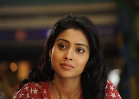 9 Unseen Photos of Shriya Saran Without Makeup