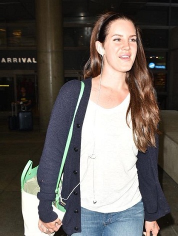 18 Best Pictures of Lana Del Rey Without Makeup