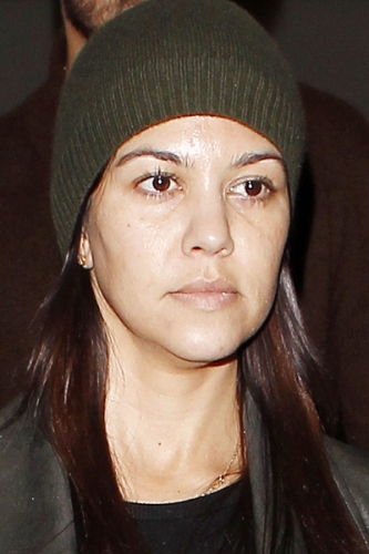 13 Sizzling Pictures of Kourtney Kardashian Without Makeup