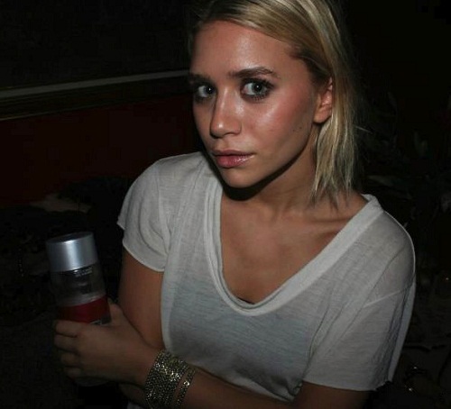10 Times Ashley Olsen's No Makeup Look Left Us Speechless