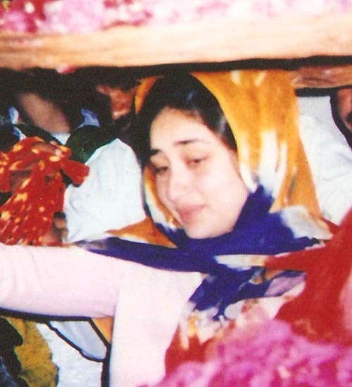 20 Unseen Photos Of Kareena Kapoor Without Makeup