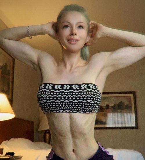 10 Trending Valeria Lukyanova No Makeup Looks