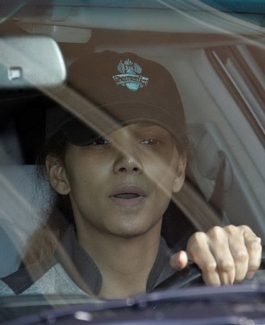 10 Pictures of Halle Berry without Makeup | I Fashion Styles