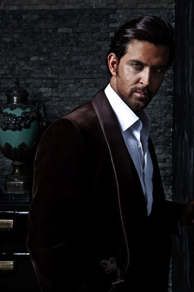 9 Pictures of Hrithik Roshan With and Without Makeup