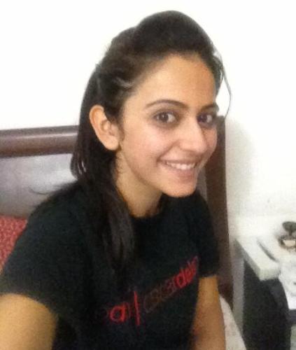 Top 9 Rakul Preet Singh With And Without Makeup