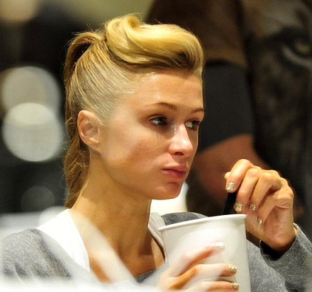 10 Pictures of Paris Hilton without Makeup | I Fashion Styles