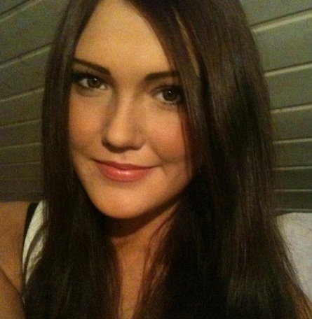 9 Pictures of Nina Dobrev without Makeup | I Fashion Styles