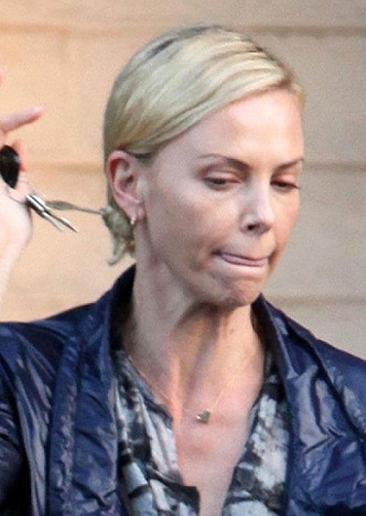 10 Pictures of a Charlize Theron without Makeup | I Fashion Styles