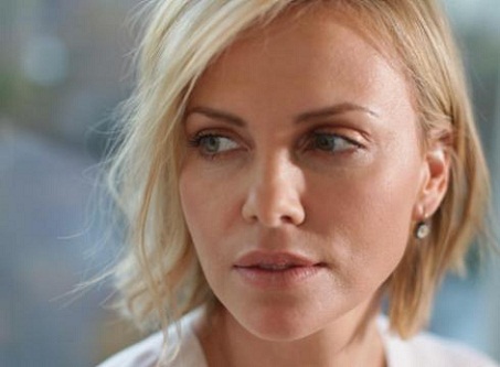10 Pictures of a Charlize Theron without Makeup | I Fashion Styles