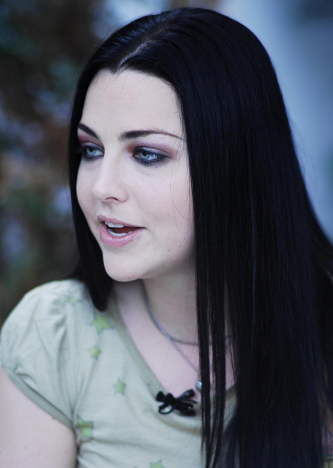 10 Pictures of Amy Lee without Makeup | I Fashion Styles