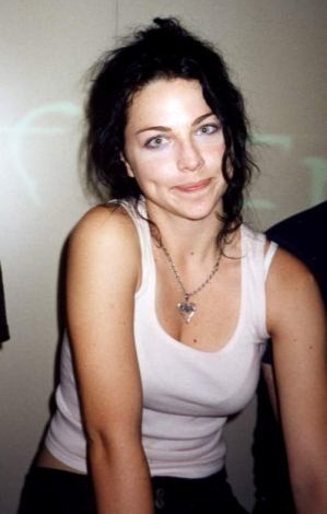 10 Pictures of Amy Lee without Makeup | I Fashion Styles