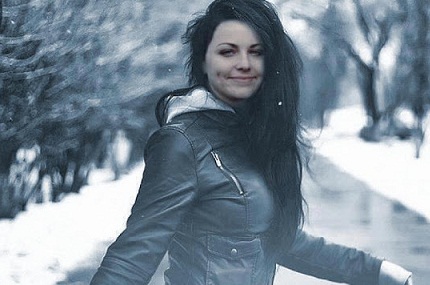 10 Pictures of Amy Lee without Makeup | I Fashion Styles