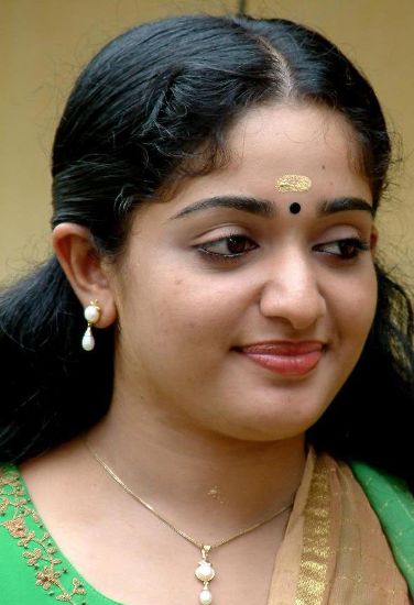 9 Pictures Of Kavya Madhavan With And Without Makeup