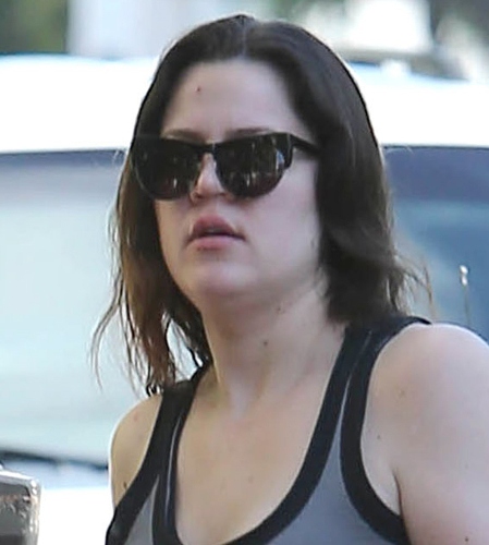 12 Recent Pictures of Khloe Kardashian Without Makeup