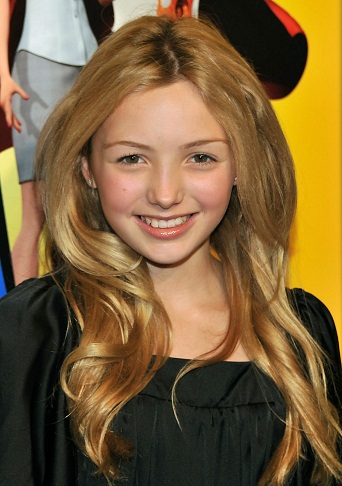10 Unseen Pictures of Peyton List Without Makeup