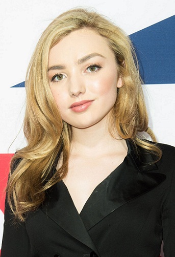10 Unseen Pictures of Peyton List Without Makeup