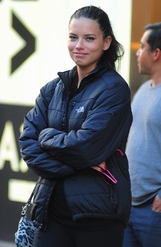 9 Pictures Of Adriana Lima Without Makeup | I Fashion Styles