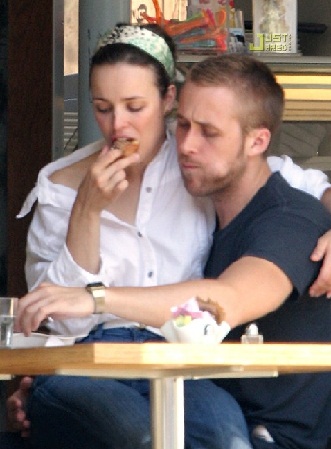 15 Pictures of Rachel McAdams Without Makeup