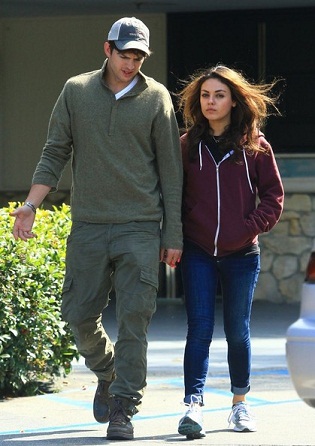 9 Unseen Photos of Mila Kunis without Makeup | I Fashion Styles