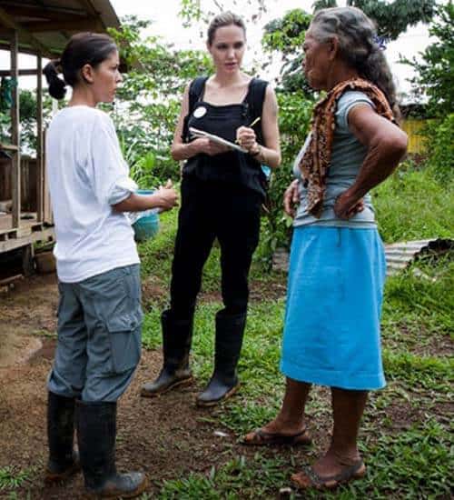 10 Latest Pictures of Angelina Jolie without Makeup