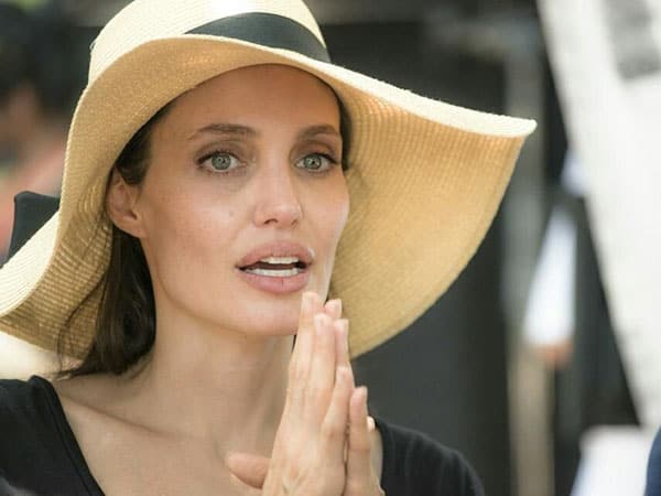 10 Latest Pictures of Angelina Jolie without Makeup