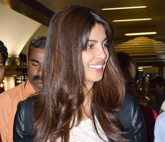 20 Pictures of Priyanka Chopra Without Makeup | I Fashion Styles