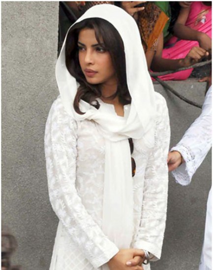 20 Pictures of Priyanka Chopra Without Makeup | I Fashion Styles