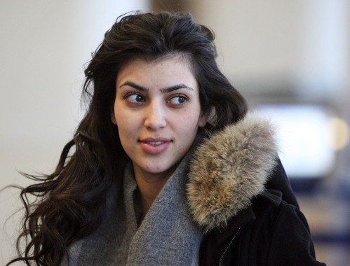 12 Gorgeous Pictures of Kim Kardashian Without Makeup