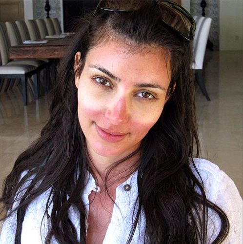 12 Gorgeous Pictures of Kim Kardashian Without Makeup