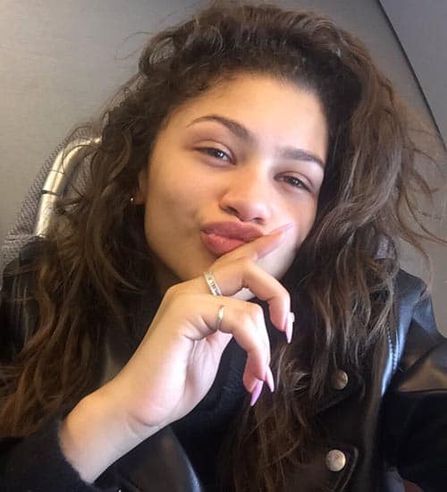 Top 16 Pictures of Zendaya Without Makeup | I Fashion Styles