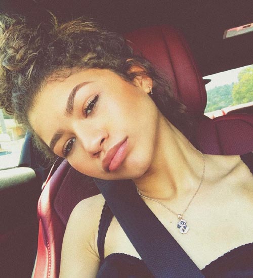 Top 16 Pictures of Zendaya Without Makeup | I Fashion Styles