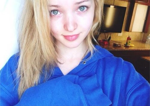Top 10 Dove Cameron Without Makeup | I Fashion Styles