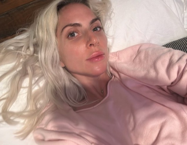 20+ Quirky Images Of Lady Gaga Without Makeup