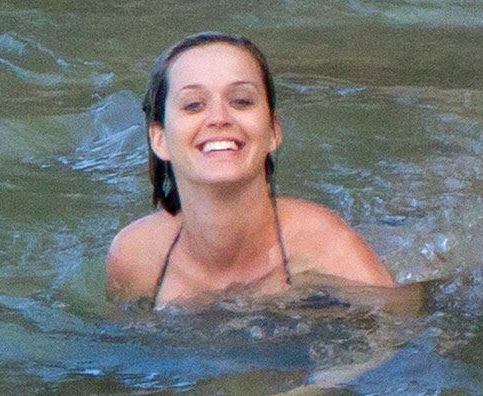 13 Gorgeous Pictures Of Katy Perry Without Makeup