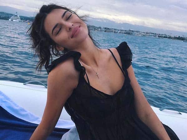 15 Latest Kendall Jenner without Makeup Images | I Fashion Styles