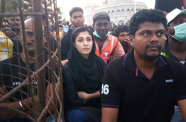 15+ Shocking Pictures of Nayanthara without Makeup