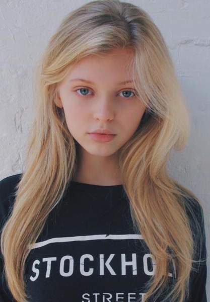 10 Unseen Pics of Loren Gray Without Makeup