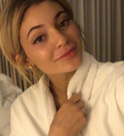 20 Amazing Pictures of Kylie Jenner without Makeup | I Fashion Styles