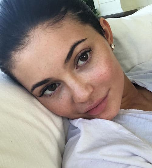 20 Amazing Pictures of Kylie Jenner without Makeup | I Fashion Styles