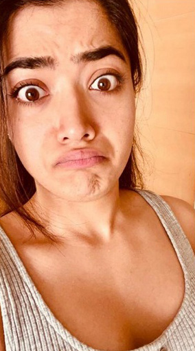 Top 22 Without Makeup Photos of Rashmika Mandana