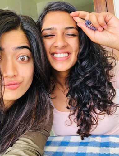 Top 22 Without Makeup Photos of Rashmika Mandana