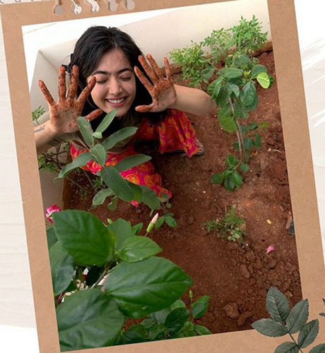 Top 22 Without Makeup Photos of Rashmika Mandana