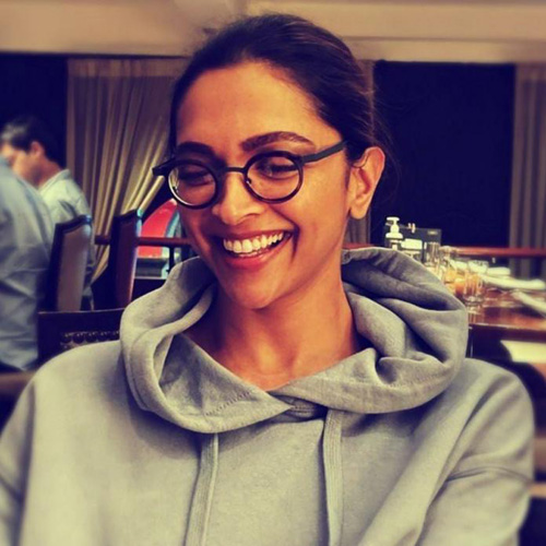 20 Latest Pictures of Deepika Padukone without Makeup