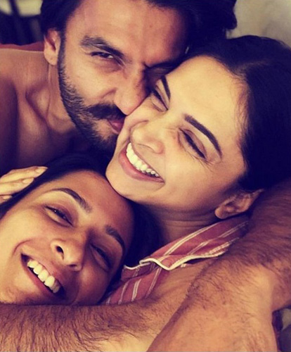 20 Latest Pictures of Deepika Padukone without Makeup